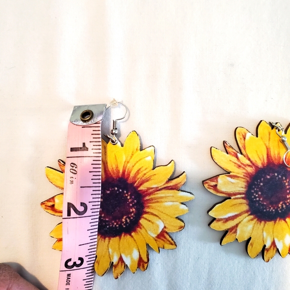 💙🌻  Sunflower earrings - Picture 5 of 7